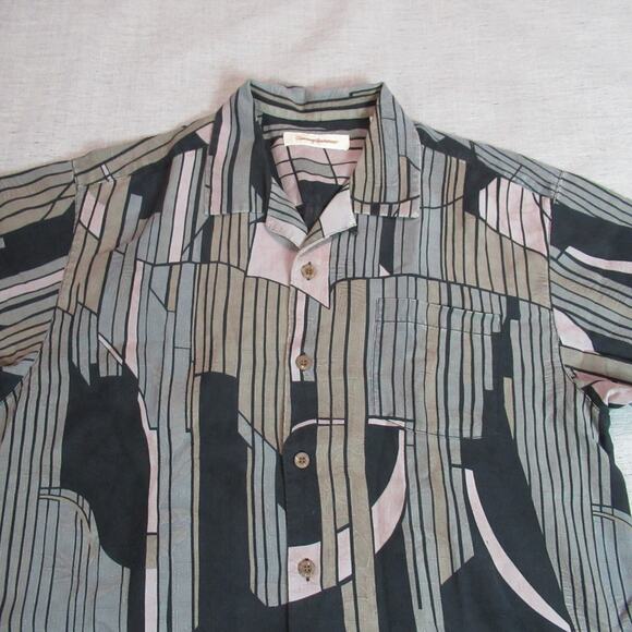 Tommy Bahama Shirt Mens Large Black Geometric Island Zone Hawaiian Beach Ripstop - Picture 3 of 10